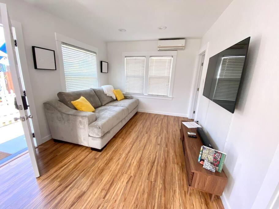 Lbc Paradise Bungalow Лонг Бич Экстерьер фото