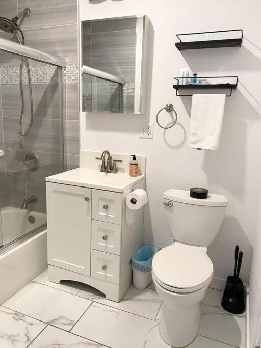 Lbc Paradise Bungalow Лонг Бич Экстерьер фото